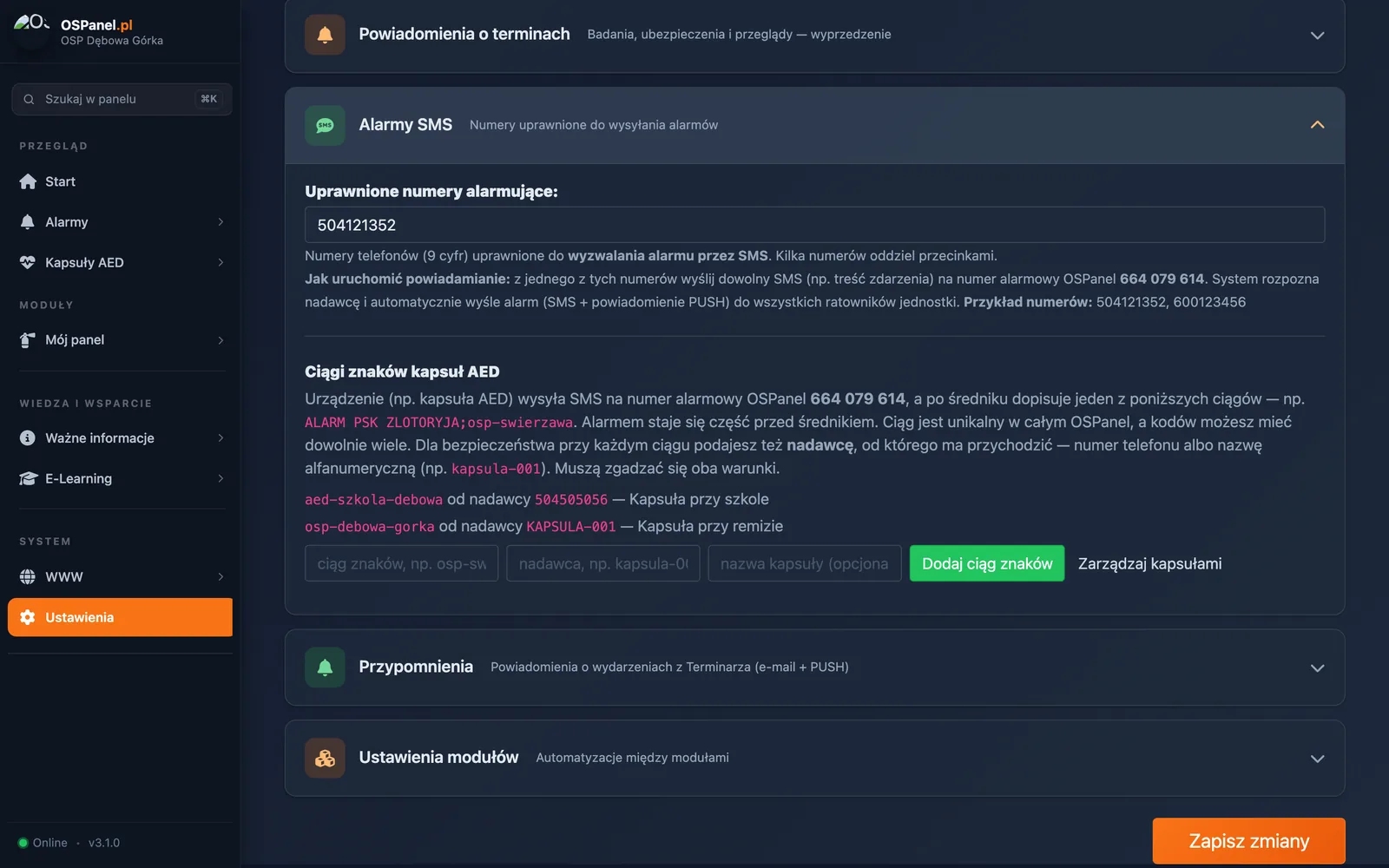 Sekcja Alarmy SMS w Ustawieniach z listą ciągów znaków kapsuł AED i formularzem dodawania